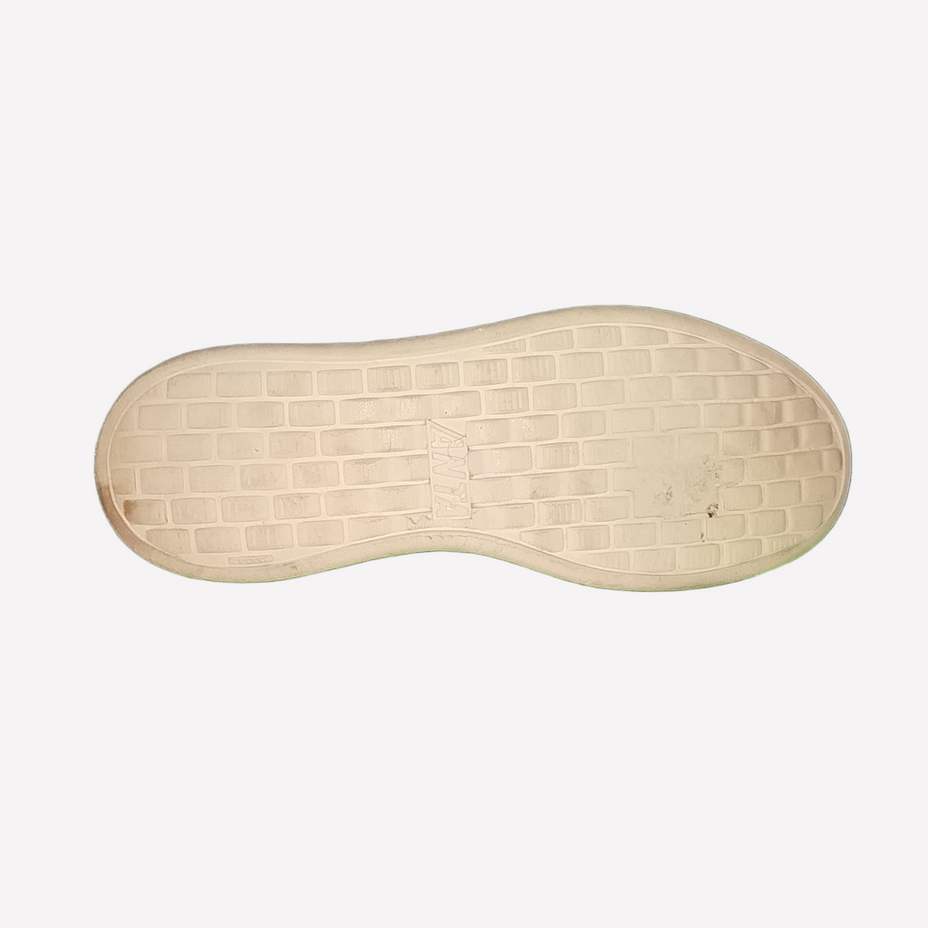 ANTA Vintage-style classic casual leather sneaker.
